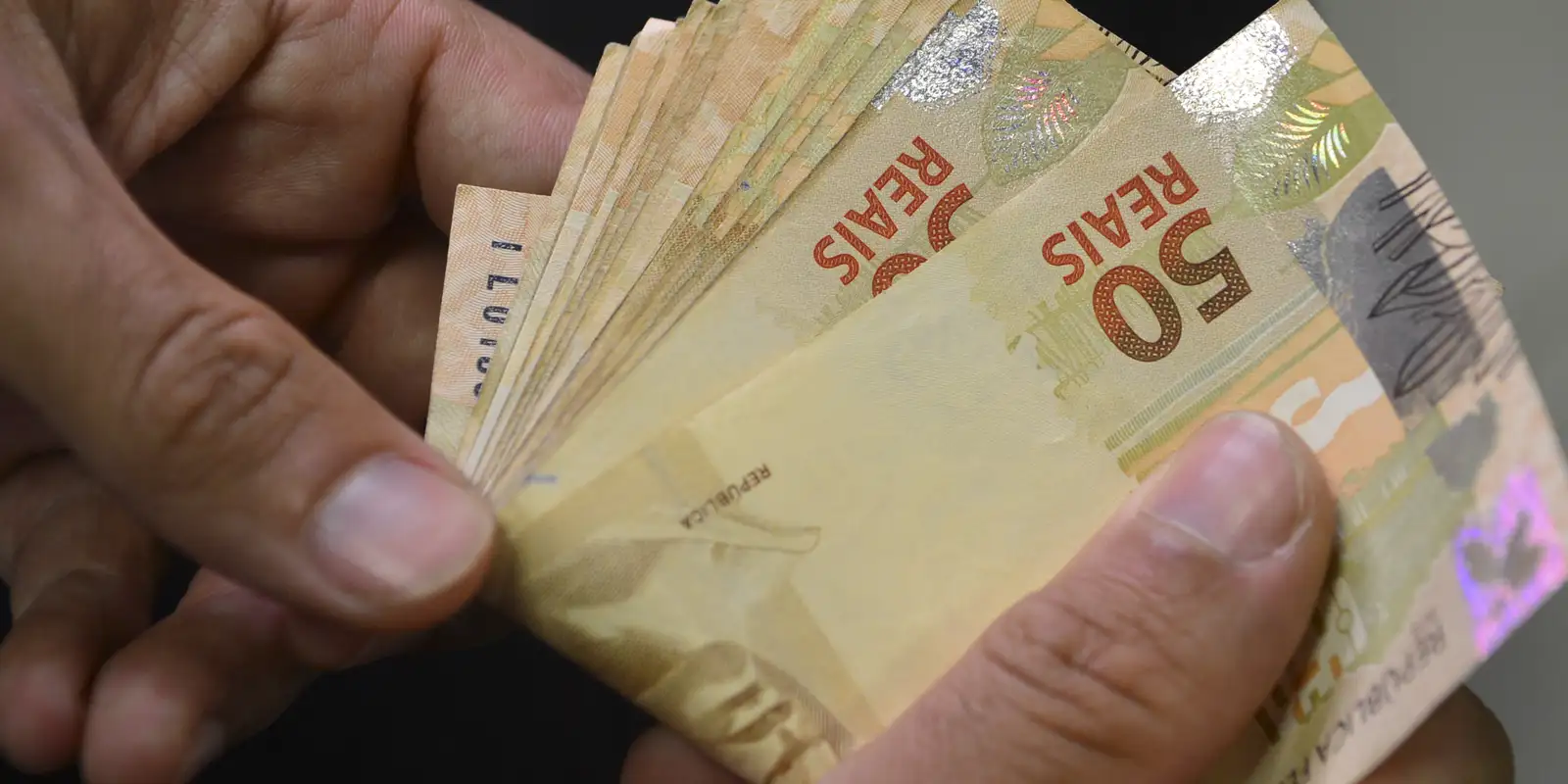 Caixa inicia pagamento do Bolsa Família para inscritos com NIS final 8