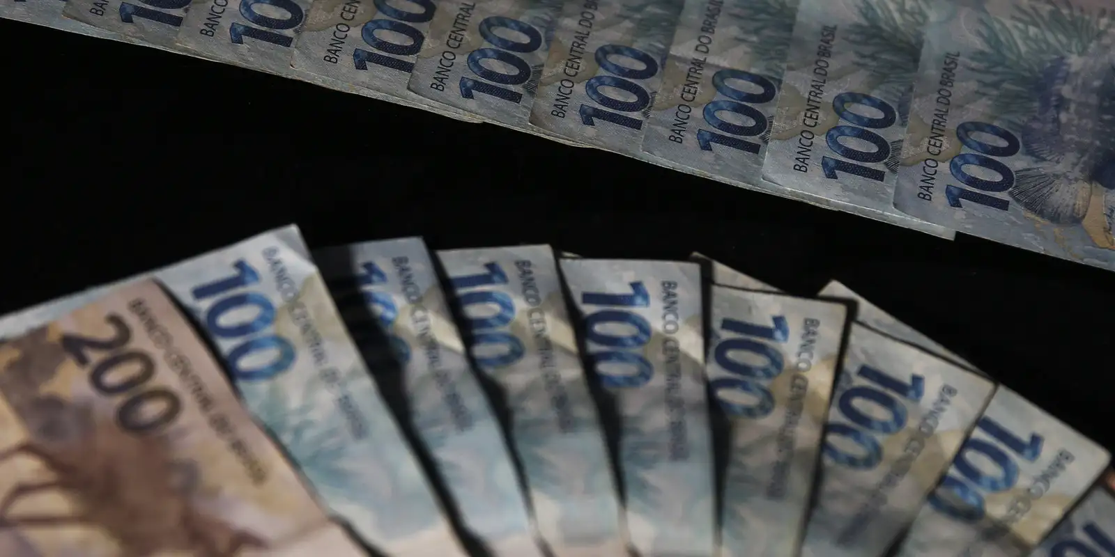Dívida pública federal recua 2,34% em março e retorna ao patamar de R$ 8,6 trilhões
