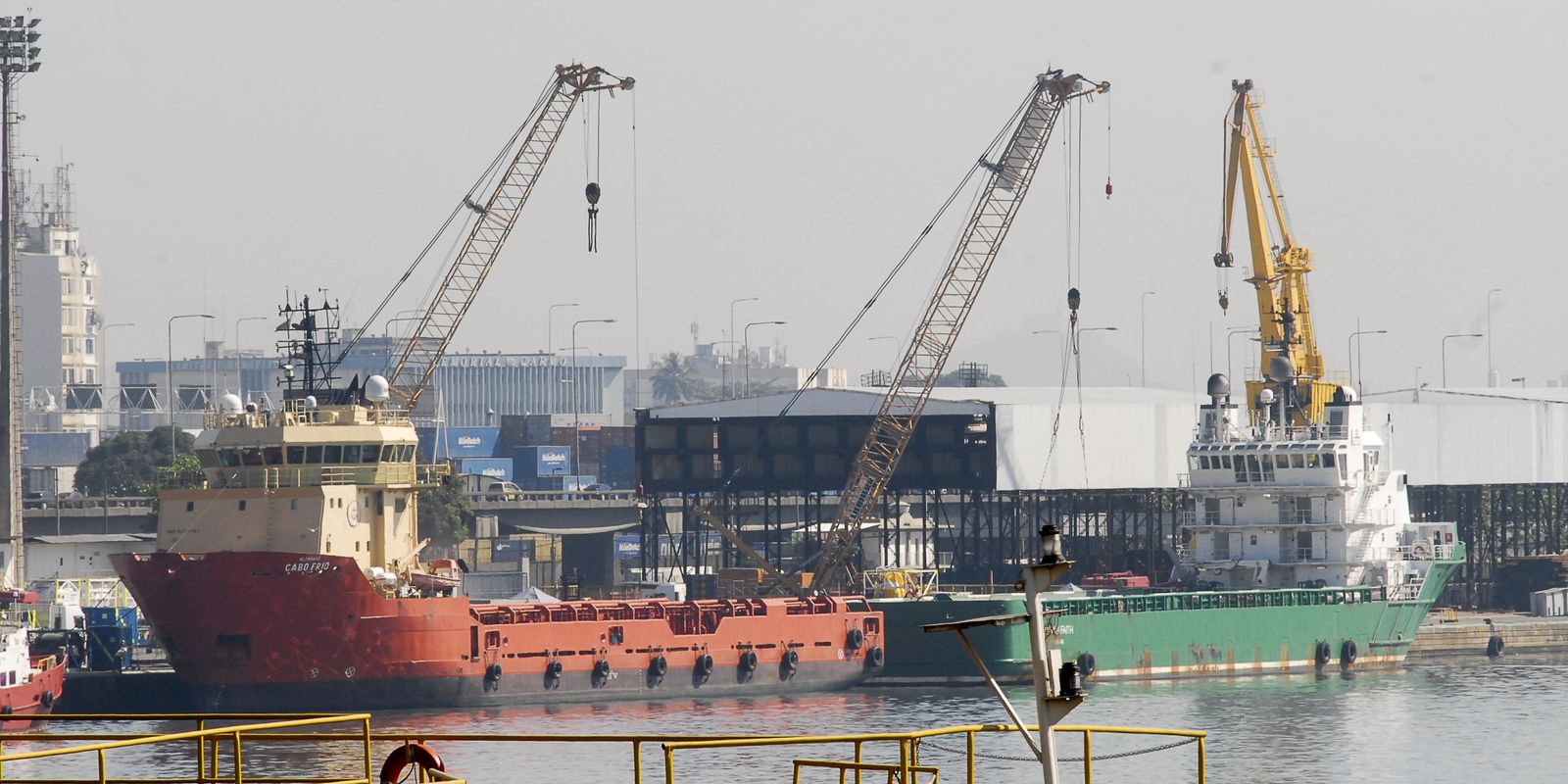 Operação da PF mira esquema de corrupção no Porto do Rio