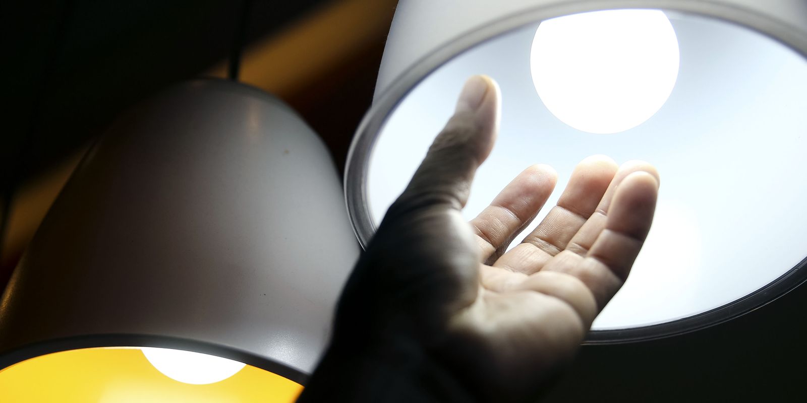 Aneel aprova R$ 5,5 bilhões para baratear conta de luz em 22 distribuidoras