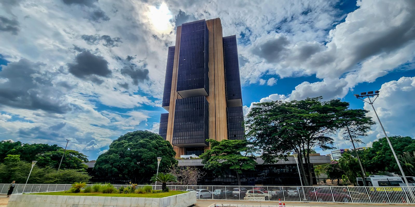 Bancos direcionam R$ 5,7 bilhões de valores esquecidos ao Desenrola