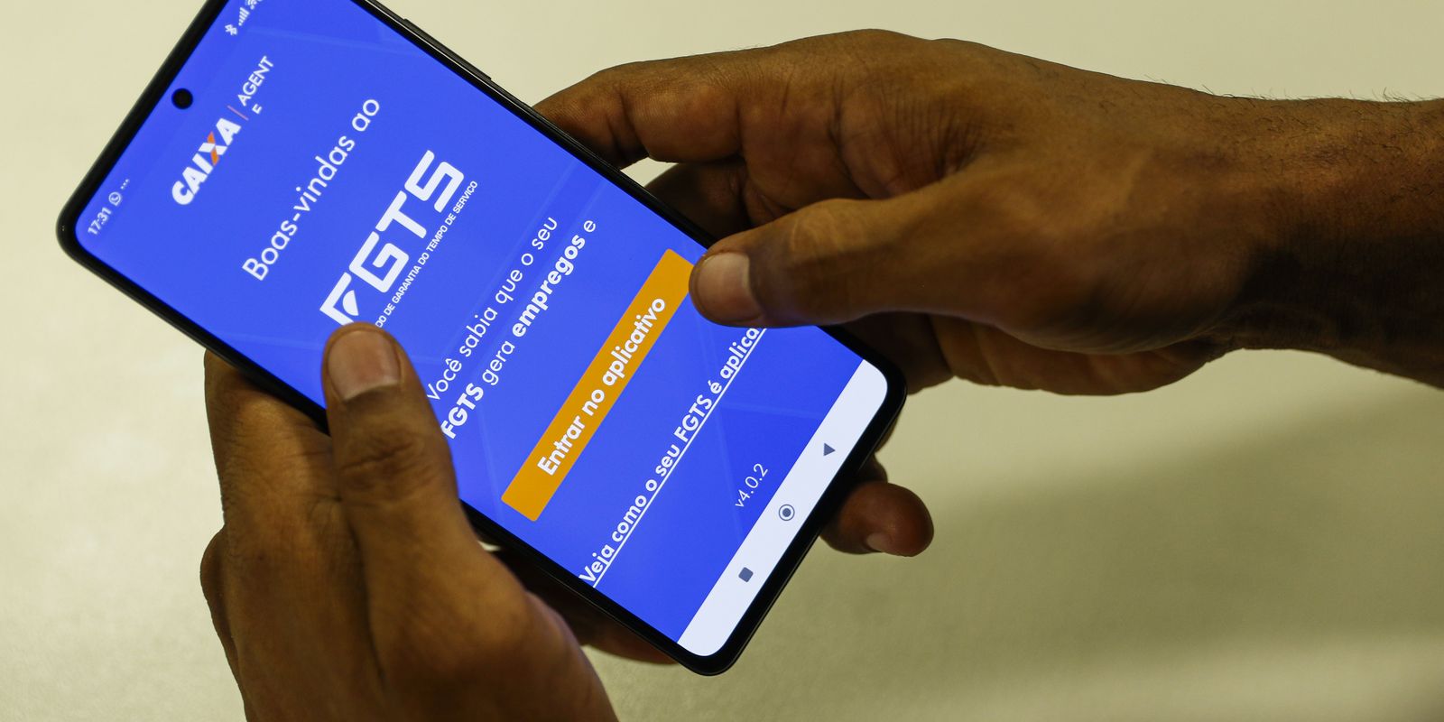 Caixa antecipa liberação do saque-aniversário do FGTS para trabalhadores desligados