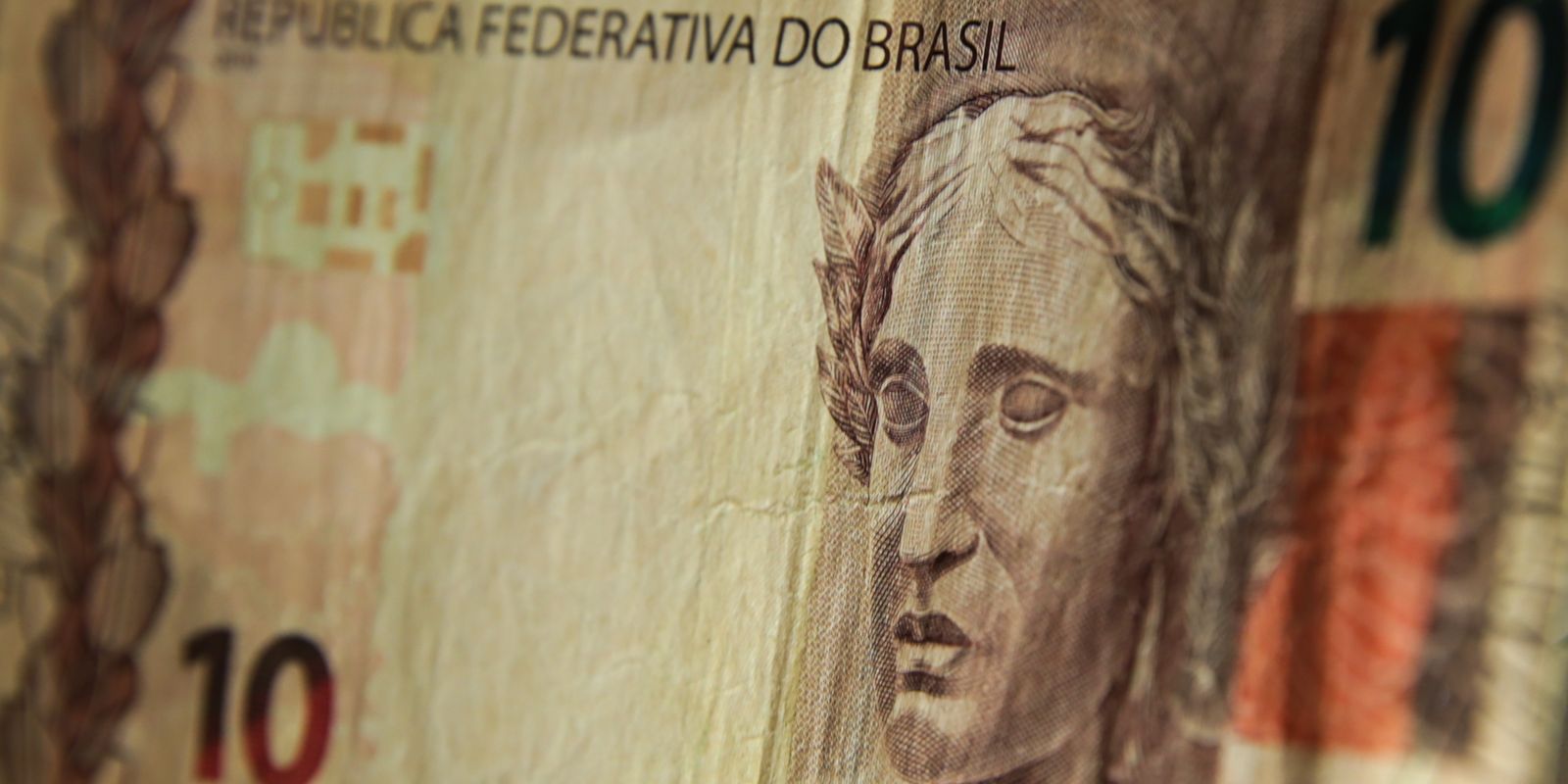 São Paulo impõe multa recorde de R$ 1 bilhão à Fast Shop