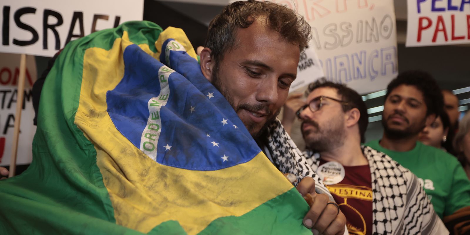 Morre mãe do ativista brasileiro Thiago Ávila, detido em Israel