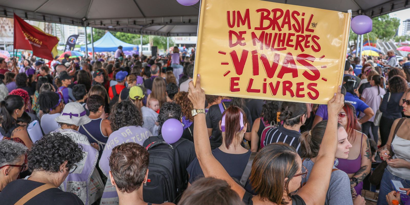 Órfãos de mulheres vítimas de feminicídio recebem direito a pensão especial do INSS