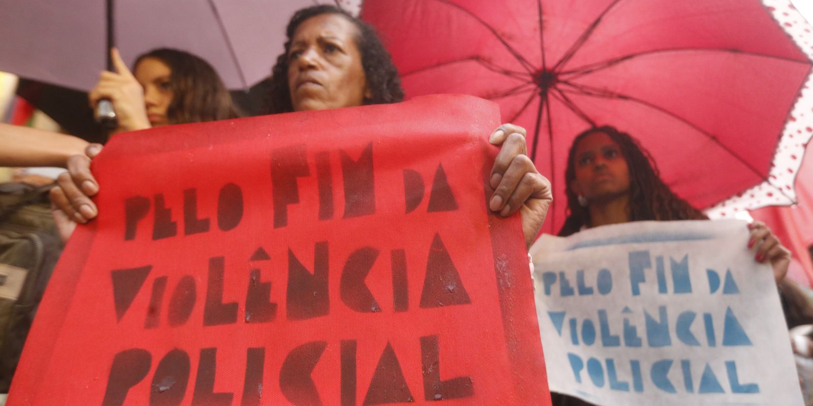 Organizações divulgam documento sobre massacres na Favela Nova Brasília