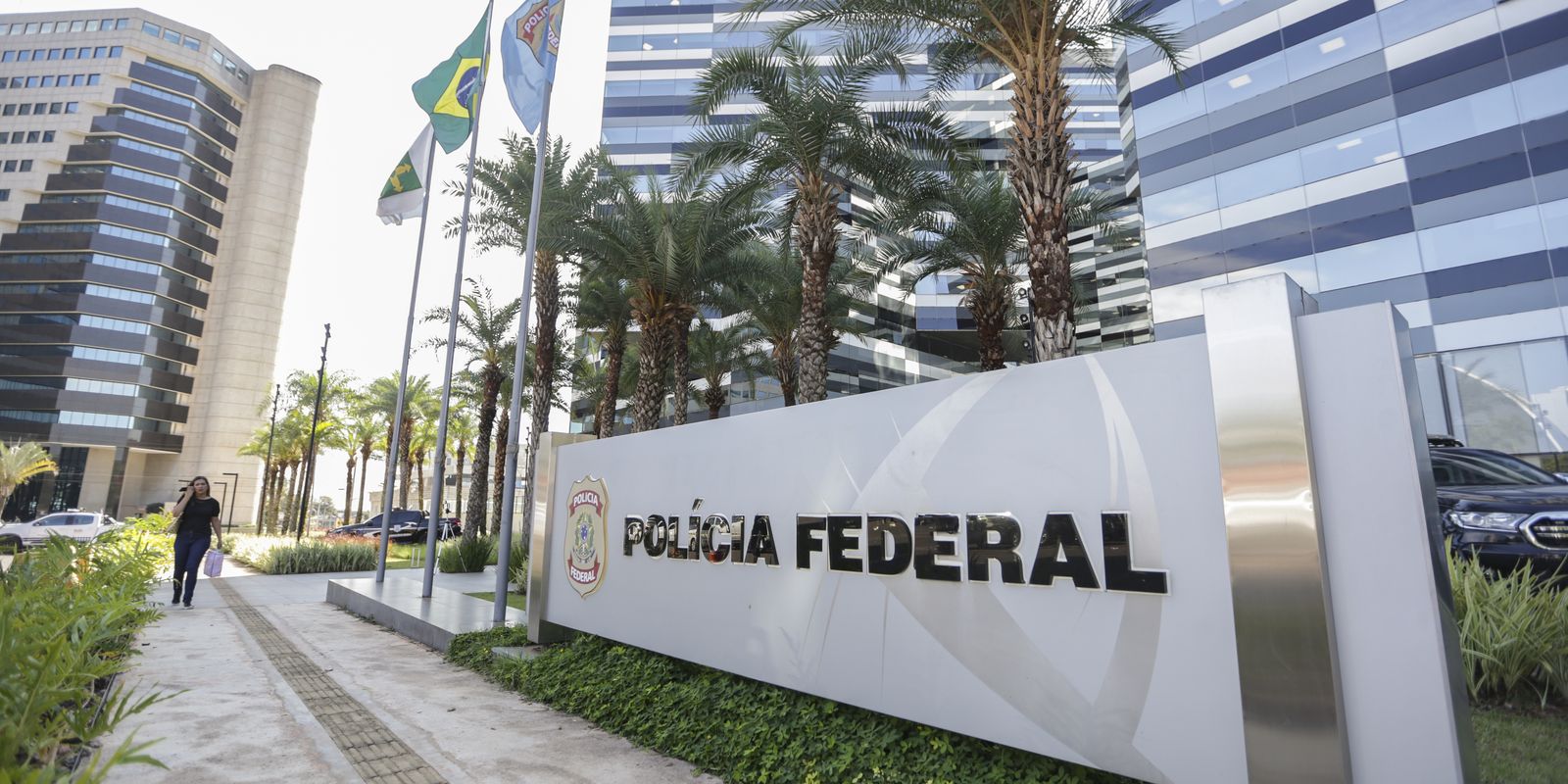 Polícia Federal aponta pai de Daniel Vorcaro como líder de milícia pessoal