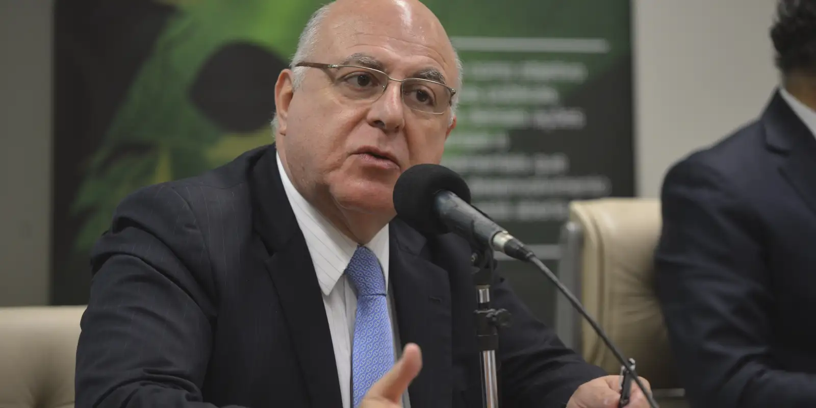 Relator sugere comitê para identificar minerais essenciais ao Brasil