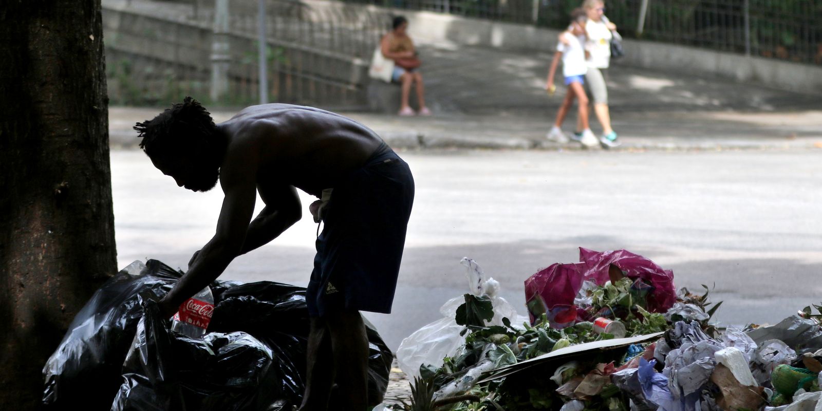 Brasil contabiliza 150 mil casos de violência contra pessoas em situação de rua em uma década