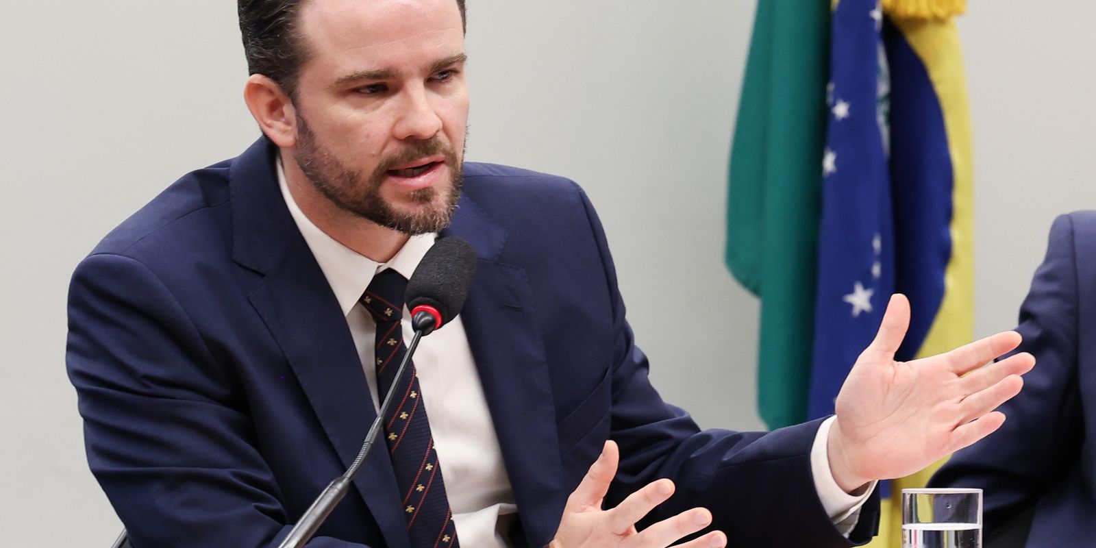 Durigan e ministros do STF debatem projetos do Congresso com alto impacto fiscal
