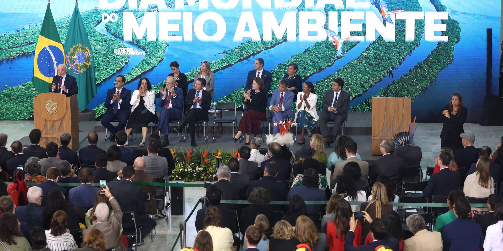 Governo federal fortalece a proteção ambiental e planeja a restauração florestal