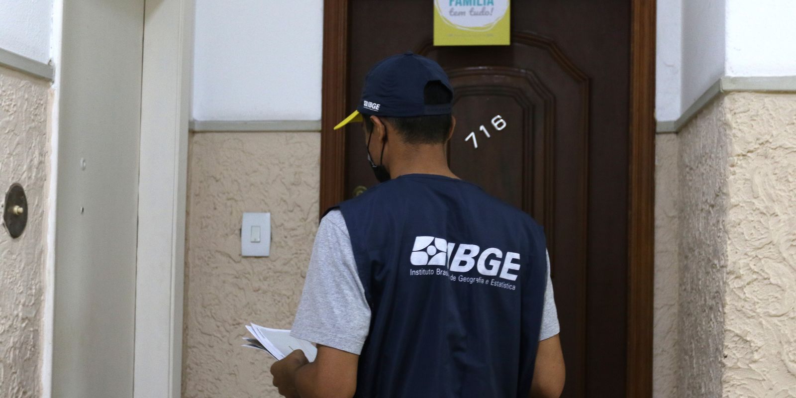 IBGE lança novo processo seletivo com mais de 1,4 mil vagas temporárias
