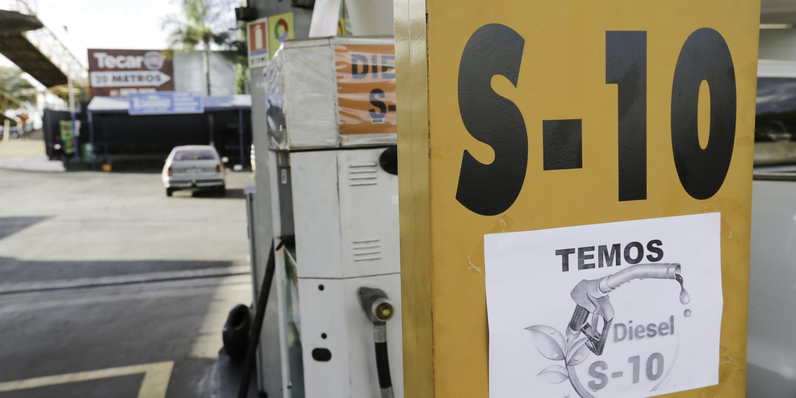 Petrobras adere a subvenção e ajusta preço do diesel em R$ 1,12