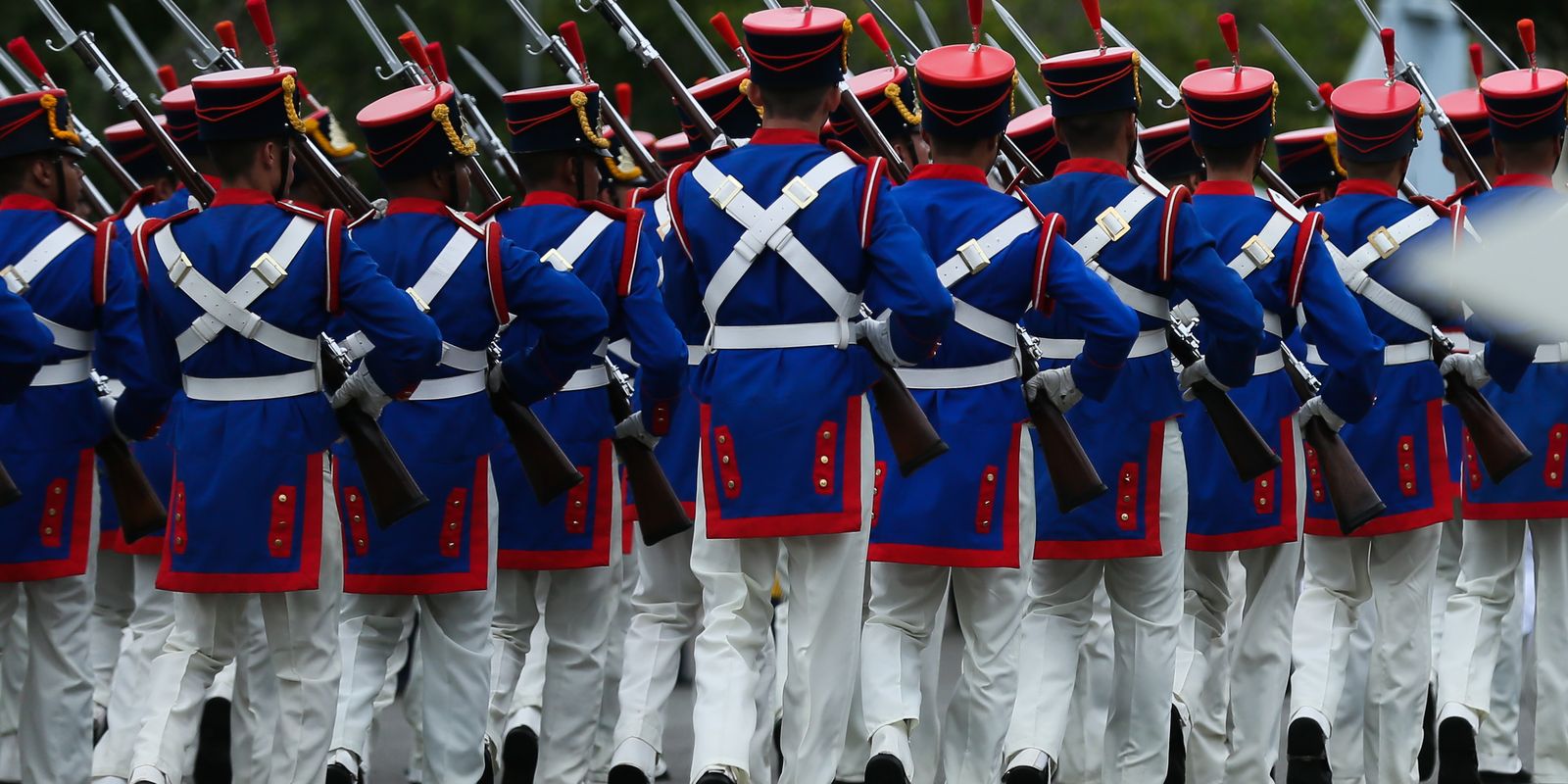 O prazo para o alistamento militar obrigatório encerra nesta terça-feira