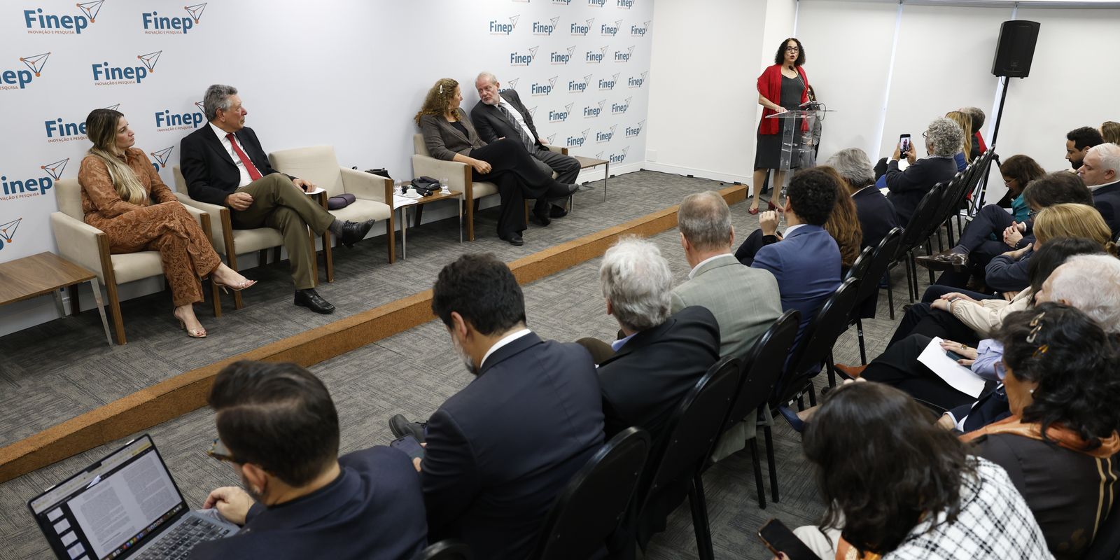 Iniciativa libera R$ 360 milhões para impulsionar a inovação em pequenas empresas