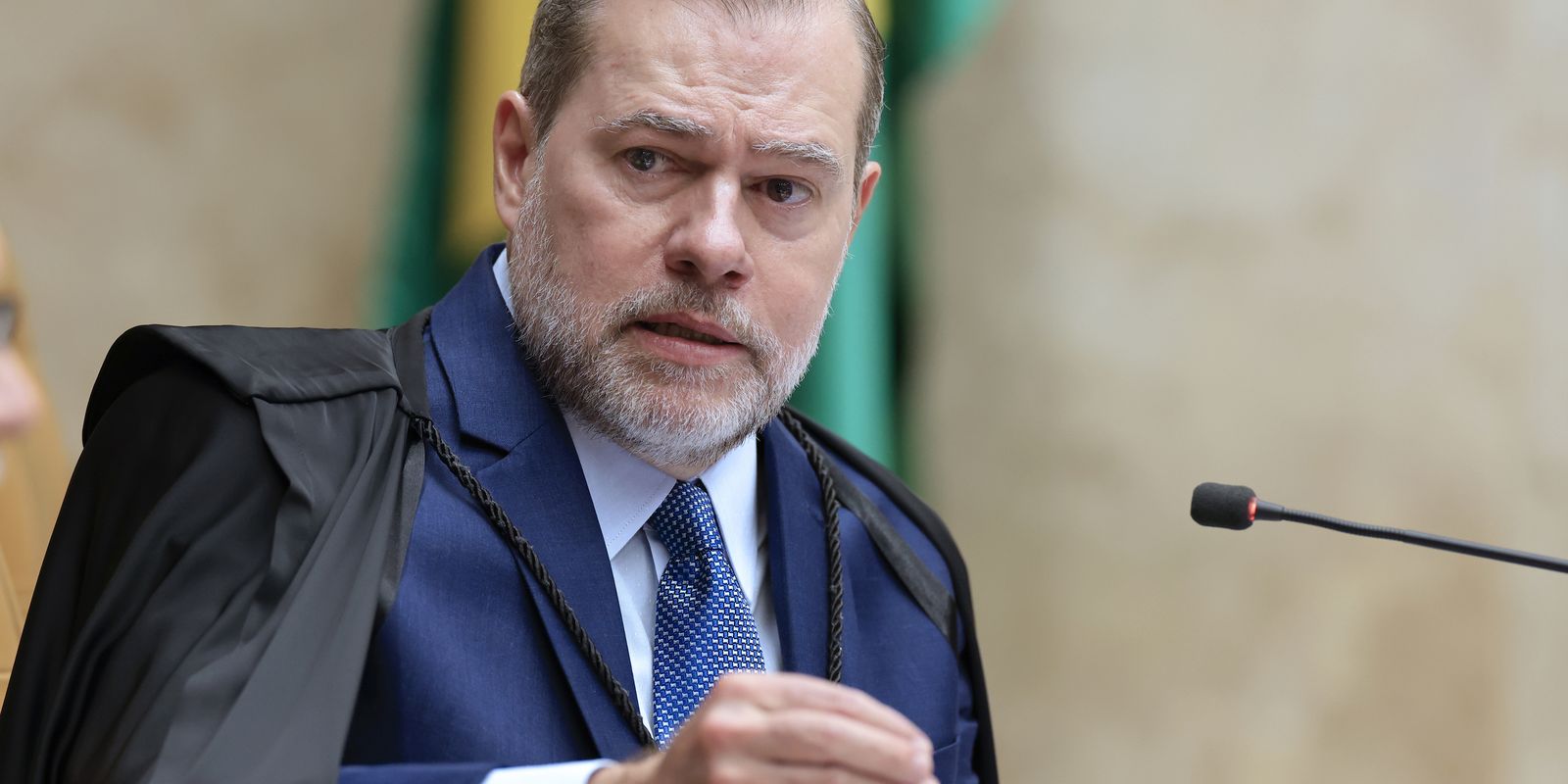Toffoli vota por prazo de 60 dias para big techs se adequarem a regras do STF