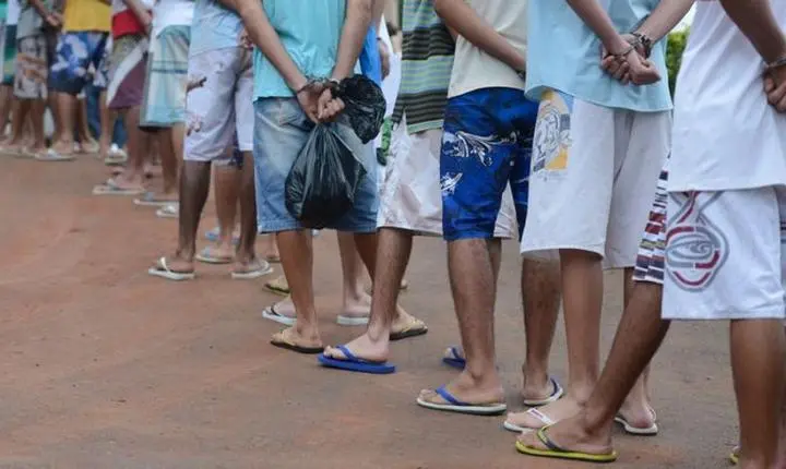 CCJ retoma debate sobre a redução da maioridade penal nesta terça-feira