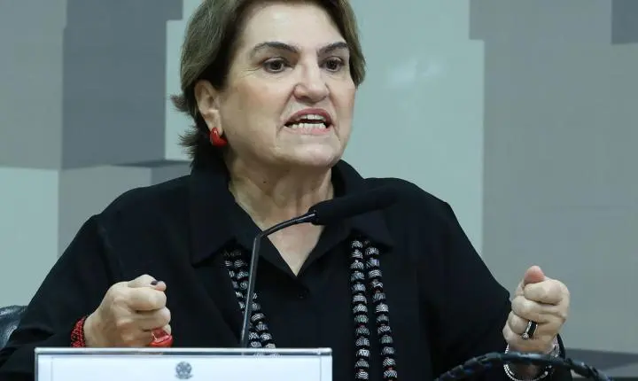 Fim da escala 6x1 amplia acesso das mulheres ao trabalho, afirma ministra