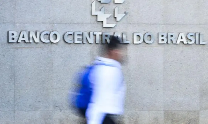 Recursos de clientes do Master foram direcionados a grandes bancos, comunica BC