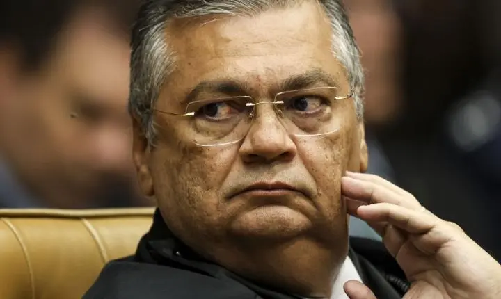 Ministro Flávio Dino relata ameaça de morte por funcionária de empresa aérea