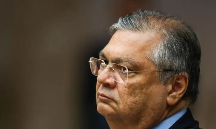 STF suspende análise sobre royalties do petróleo após pedido de vista de Flávio Dino
