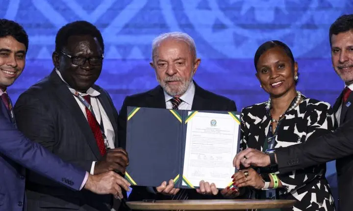 Educação é vista como chave para consciência e soberania no Brasil e na África