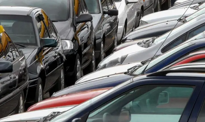 Financiamento de veículos no Brasil avança 11,8% em abril, aponta Trillia