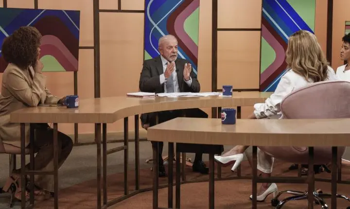 Lula garante monitoramento diário dos preços dos combustíveis