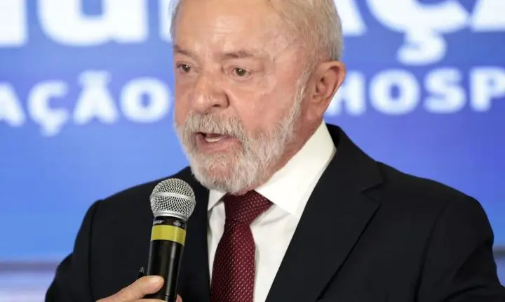 Lula começa tratamento de radioterapia após remoção de lesão no couro cabeludo
