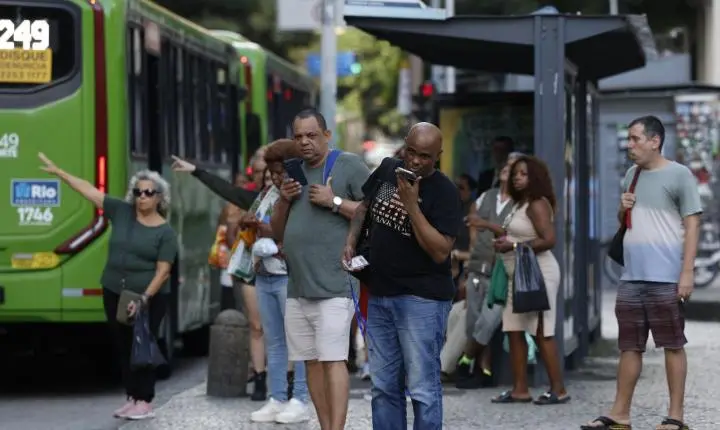 Lula sanciona marco legal do transporte público coletivo