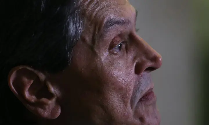 Ministros Moraes e Dino rejeitam pedido de Roberto Jefferson contra multa