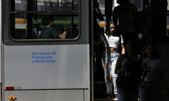 Ônibus urbanos do Rio de Janeiro receberão diretrizes para combater o assédio