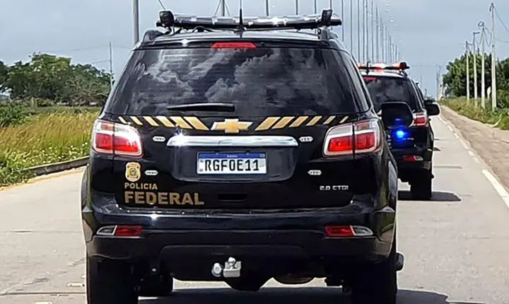 Polícia Federal desarticula esquema de tráfico internacional em cidades de Santa Catarina