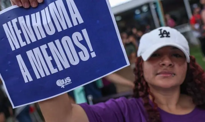 A Voz do Brasil passará a divulgar rede de apoio a mulheres vítimas de violência